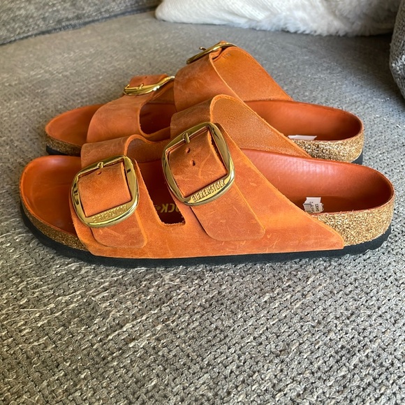 NWT BIRKENSTOCK BIG BUCKLE Sandals! - Picture 10 of 15